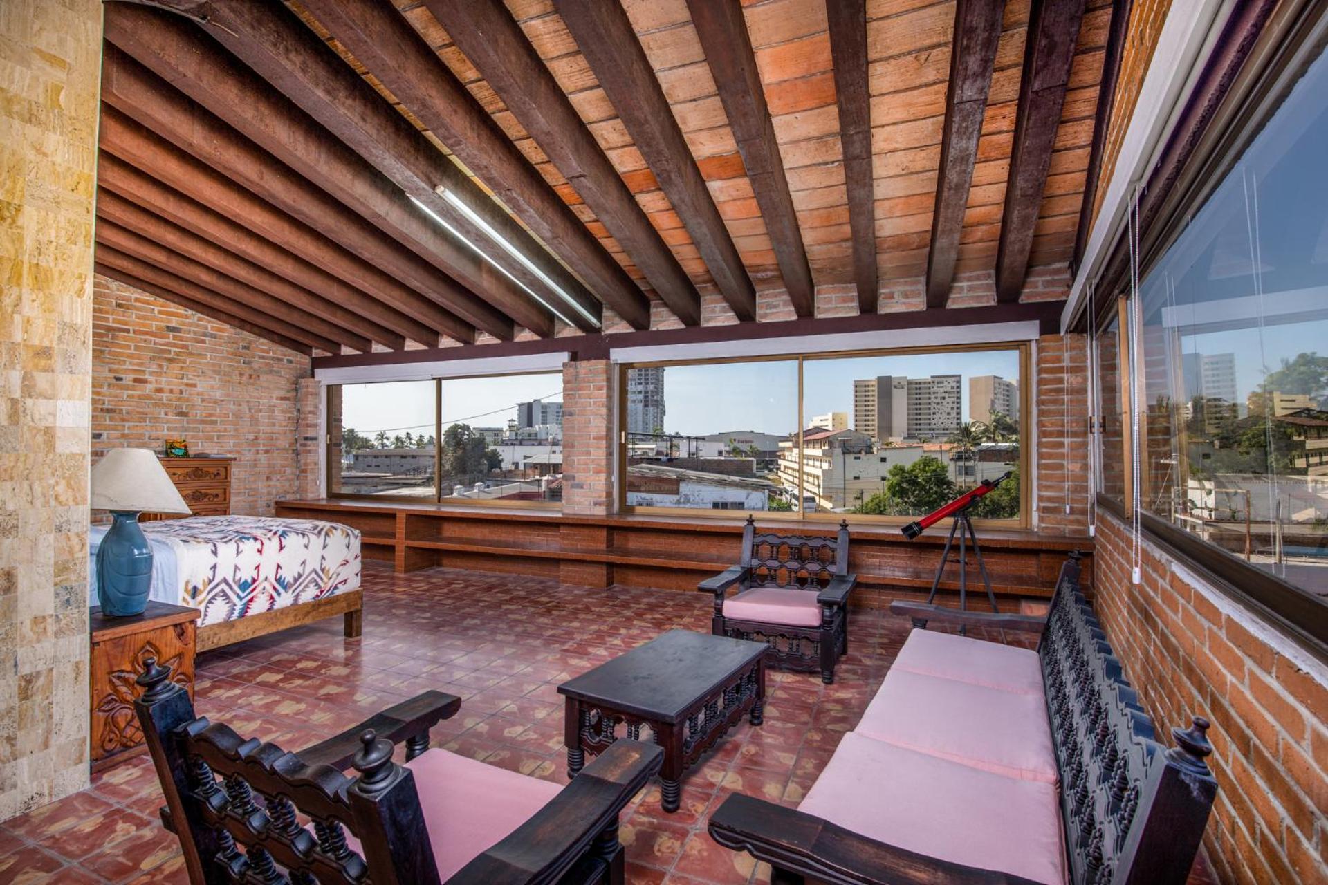 Boutique Hotel & Suites Hacienda Lord Twigg Пуерто Валярта Стая снимка