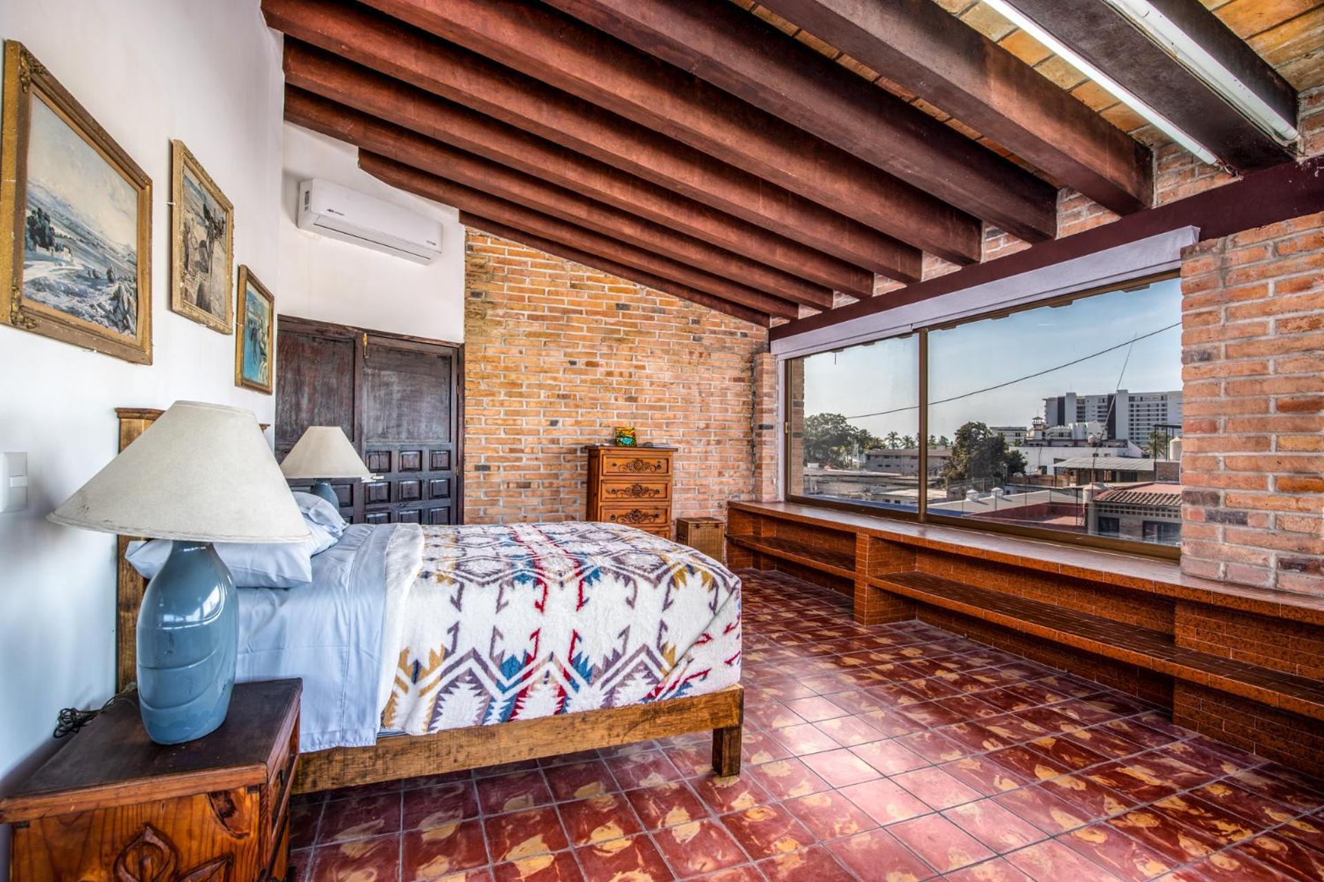 Boutique Hotel & Suites Hacienda Lord Twigg Пуерто Валярта Стая снимка