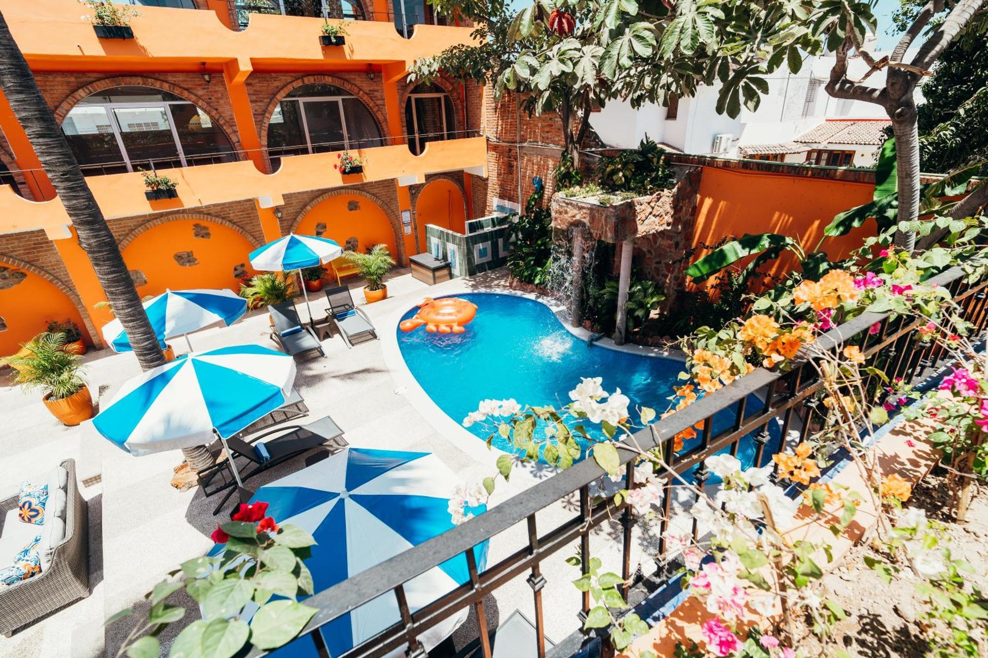 Boutique Hotel & Suites Hacienda Lord Twigg Пуерто Валярта Екстериор снимка