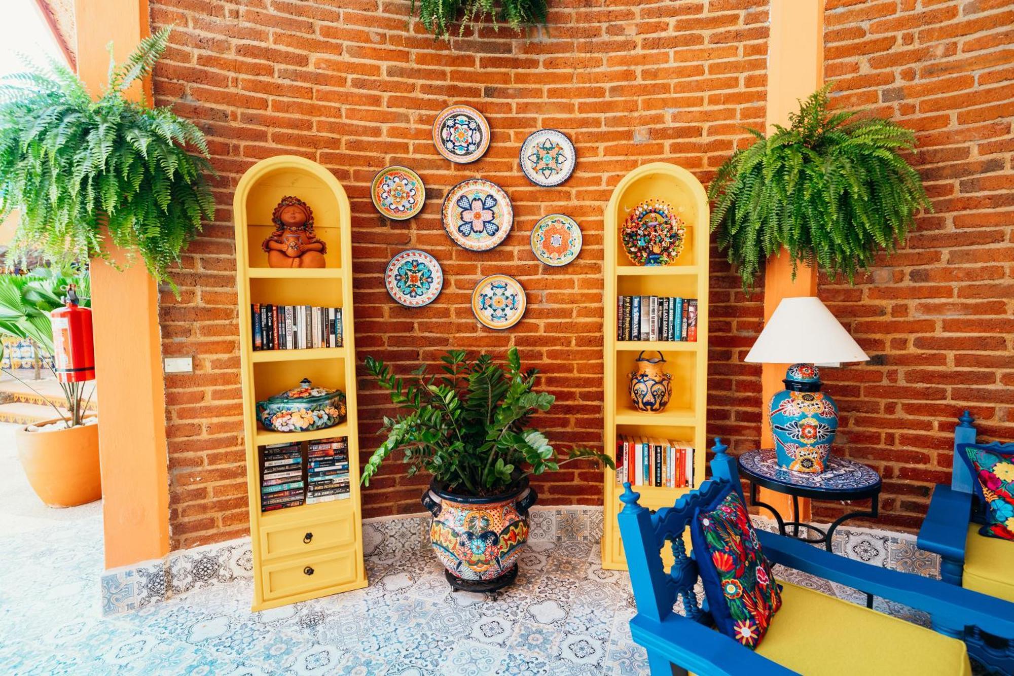 Boutique Hotel & Suites Hacienda Lord Twigg Пуерто Валярта Екстериор снимка