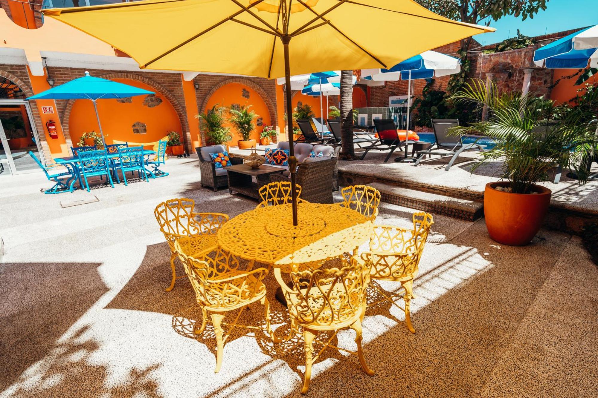 Boutique Hotel & Suites Hacienda Lord Twigg Пуерто Валярта Екстериор снимка